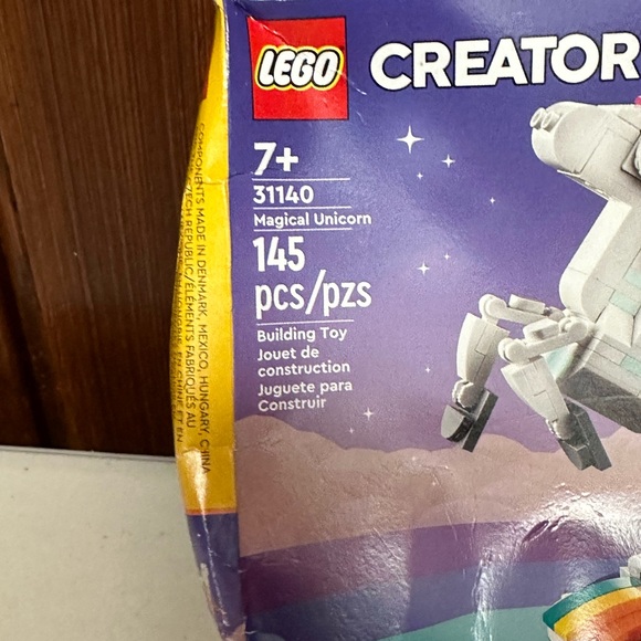 LEGO Creator 3-in-1 Magical Unicorn - Picture 7 of 12